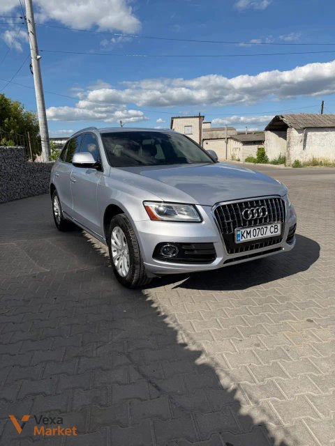 Audi Q5 2016 2.0L Сірий