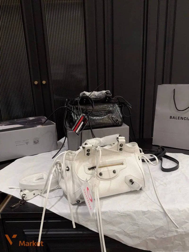 Balenciaga Le City Bag шкіряна 23х15 — фото 2