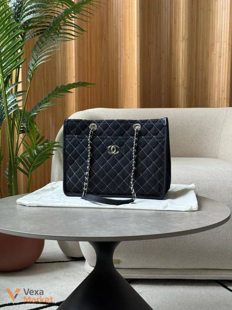 Chanel Denim Tote Bag with Wild Stitch Quilting — фото 6