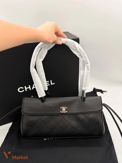 Chanel Top Handle Flap Bag чорна шкіряна