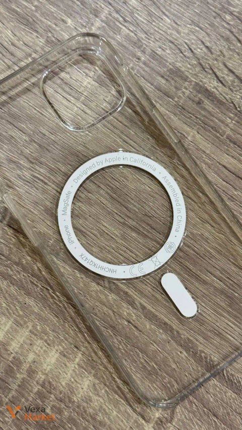 Чохол Apple Clear Case з MagSafe для iPhone 13