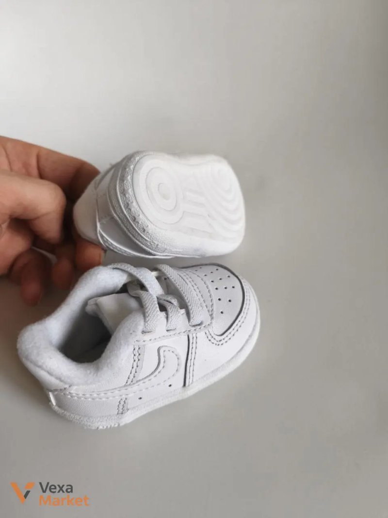 Дитячі кросівки Nike шкіряні білі — фото 2