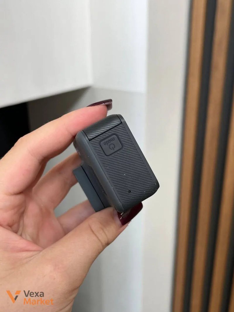 Екшн-камера GoPro Hero 6 з ліхтариком — фото 3