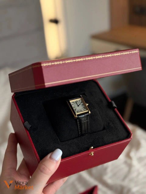 Годинник Cartier з крокодилячої шкіри