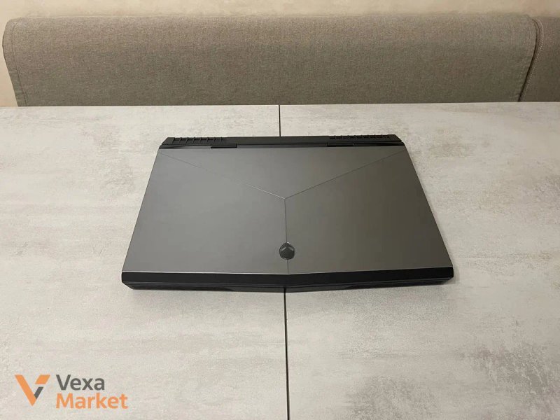 Ігровий ноутбук Dell Alienware 17 R4 Intel Core i7-7700HQ, 16GB RAM, GTX 1070 8GB, 512GB SSD + 500GB HDD — фото 5