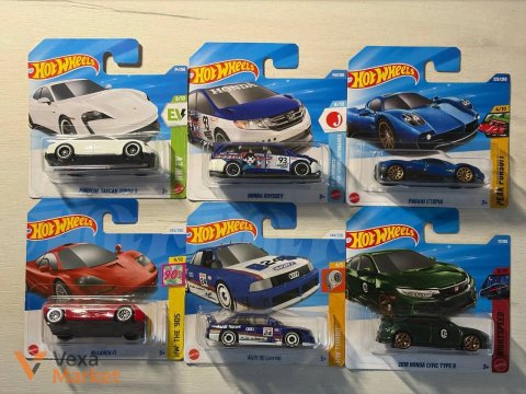 Колекційні моделі автомобілів Hot Wheels