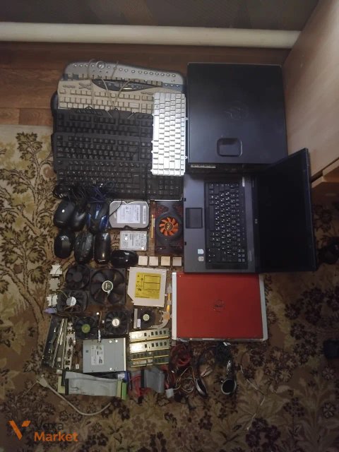 Комп'ютерний лот: ноутбуки HP та Dell, комплектуючі, периферія