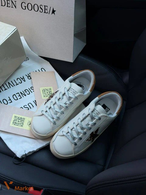 Кросівки Golden Goose Superstar White leo Star
