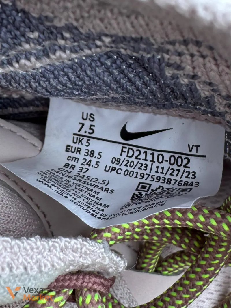 Кросівки Nike Air Max Flyknit Venture 38,5 розмір — фото 8