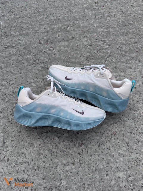 Кросівки Nike Ava Rover Orewood 46 розмір