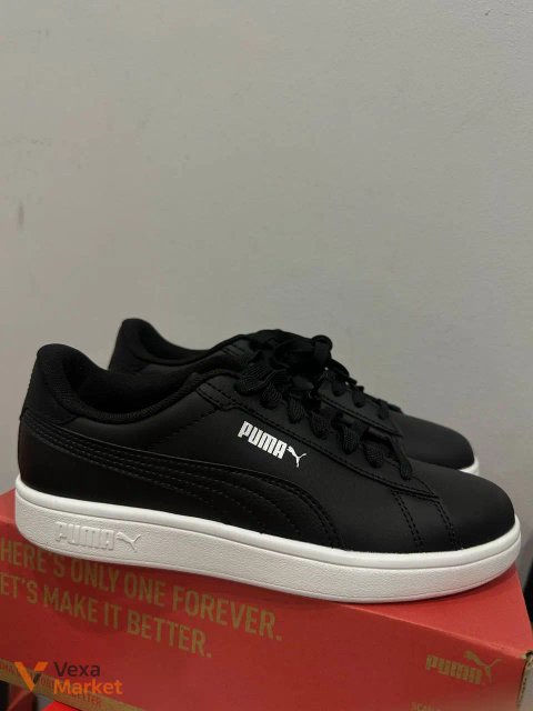 Кросівки Puma шкіряні чорні розмір 37