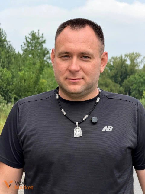 Масивний шовковий джгут зі срібними вставками та кулоном із образом Божої Матері