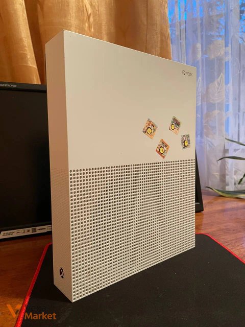 Microsoft Xbox One S 1TB