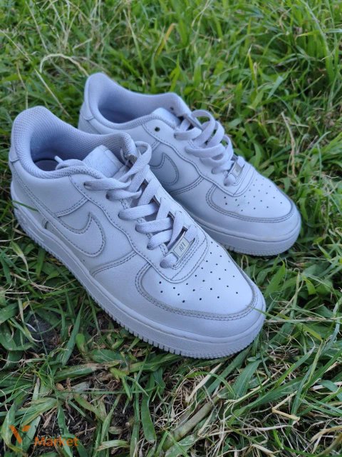 Nike Air Force 1 Low шкіряні розмір 36.5