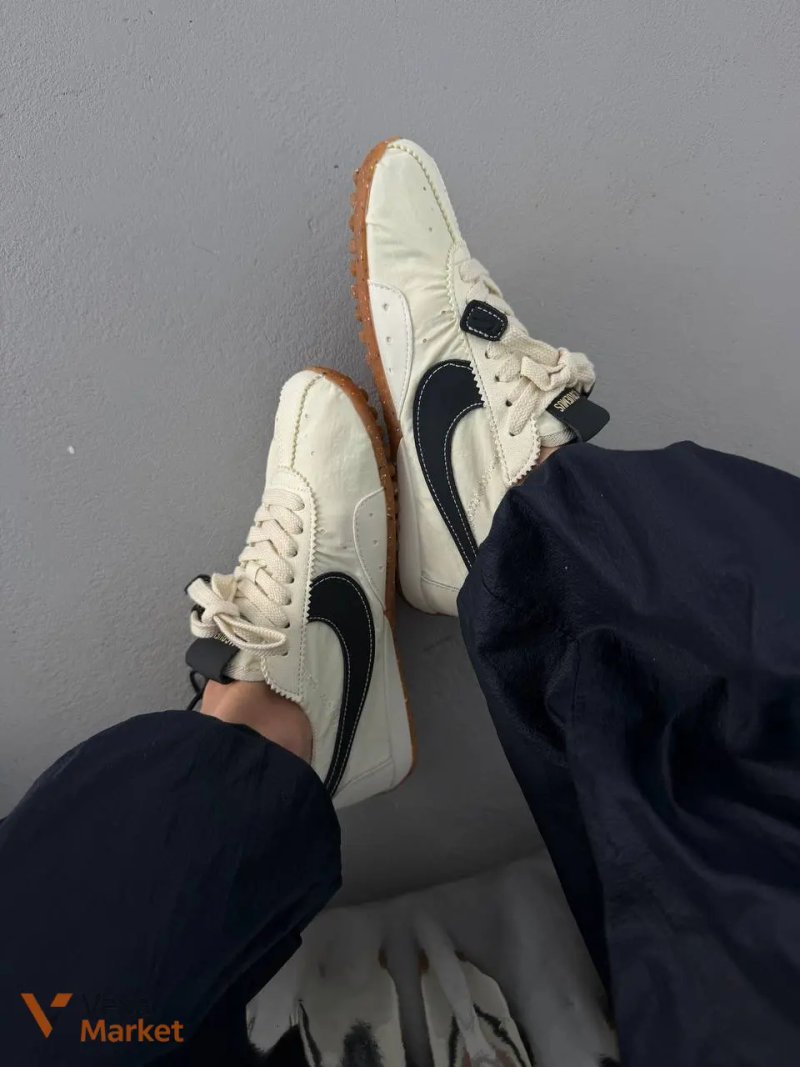 NIKE x JACQUEMUS MOON SHOE CREAM / BLACK — фото 6