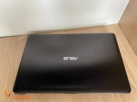 Ноутбук ASUS R540L Intel Core i3-4005U чорний