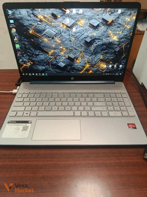 Ноутбук HP AMD Ryzen 5 5500U 8GB DDR4 256GB SSD Full HD