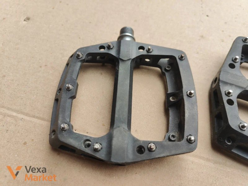 Педалі платформи схожі на MKS Gauss — фото 4