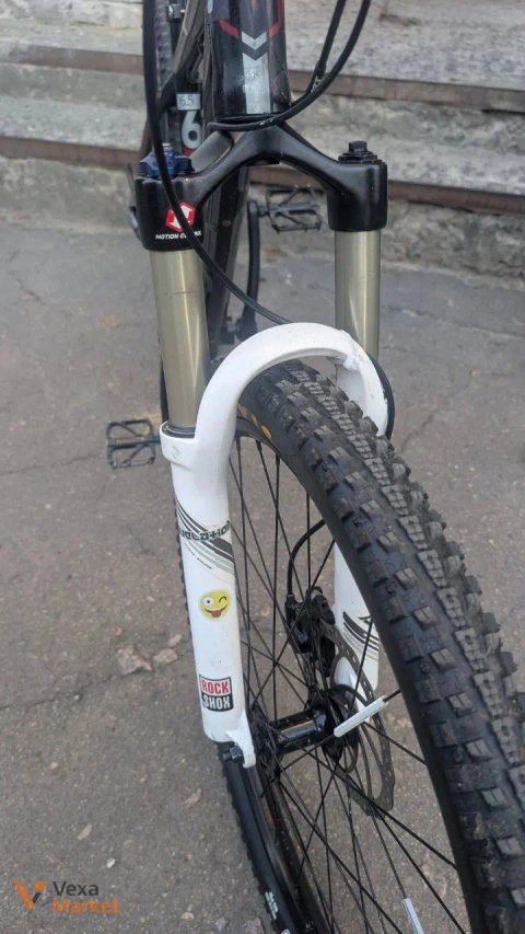 Повітряна вилка RockShox Revelation RLT Ti Dual Air 130-150 мм