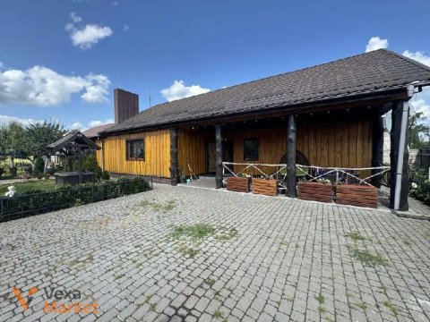 Продаж двоповерхового будинку в с. Черниш, Чернігівська область