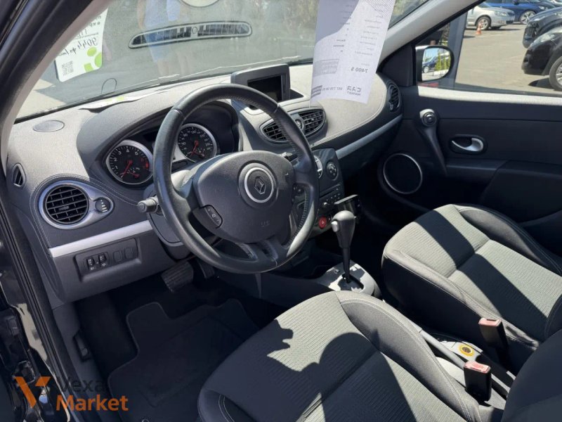 Renault Clio 2011 Бензин 1.6л Автомат Чорний — фото 5
