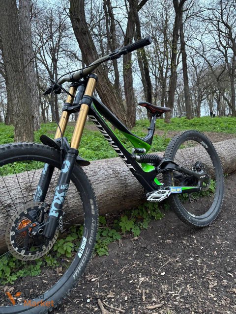 Specialized Demo 8 CARBON (M) Downhill Bike