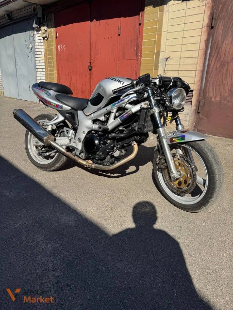 Suzuki SV400S 2000