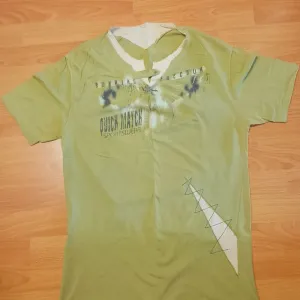 Чоловіча футболка Quick Match Sportswear | Оливкова з оригінальним коміром