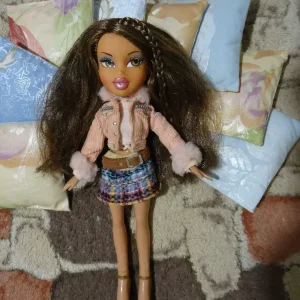 Раритетная кукла Братц Кемпфайр Ясмин Bratz Campfire Yasmin
