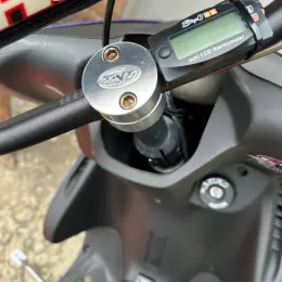 Запчасти Yamaha Aerox и Honda Dio: вынос, треугольники, вариатор, замки, генератор