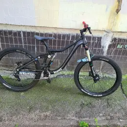 Двопідвісний велосипед Kona Entourage 26 2012