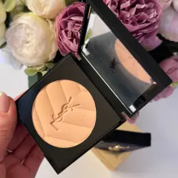 Компактна пудра для обличчя Yves Saint Laurent All Hours Hyper Finish, відтінок 01