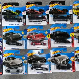 Колекційні моделі автомобілів Hot Wheels