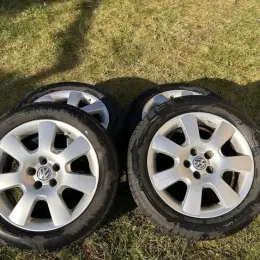 Комплект оригінальних литих дисків Volkswagen R15 з зимовою гумою Dunlop SP Winter Sport