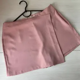 Шорти Primark Cares пудрові EUR 42 UK 14