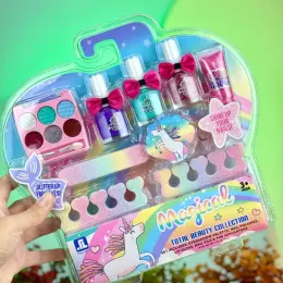 Дитячий набір косметики Magical Total Glam Girls Makeup Collection