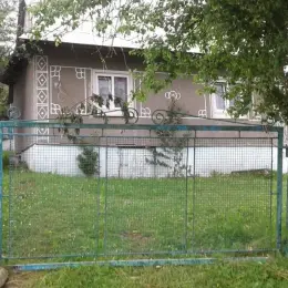 Будинок 80 кв.м, 4 кімнати, 100 соток землі в с. Біличі, Львівська область