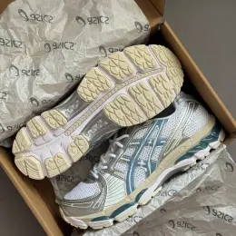 Asics Gel-Kayano 12.1 White Dolphin