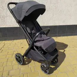 Прогулянковий візочок Carrello Corsa