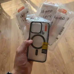 Чохол з MagSafe та 3 захисні скла для iPhone 16 Pro