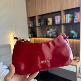 Сумка Jacquemus червона
