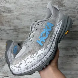 Hoka Speedgoat 6 кросівки для трейлраннінгу