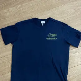 Футболка H&M Relaxed Fit "SEED" темно-синяя, размер M