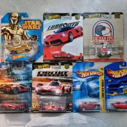 Hot Wheels Колекційні машинки (різні моделі)