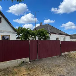 Продаж будинку в смт Компаніївка, Кіровоградська область