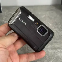 Цифрова фотокамера Panasonic Lumix DMC-FT30