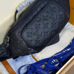 Сумка Louis Vuitton Rush Bumbag Black Monogram Shadow шкіра