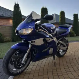 Yamaha YZF-R6 1999 Спортбайк 600 см³