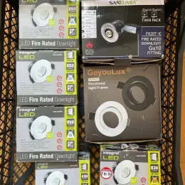 Лот світлодіодних світильників Integral LED Fire Rated Downlight