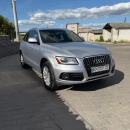 Audi Q5 2016 2.0L Сірий